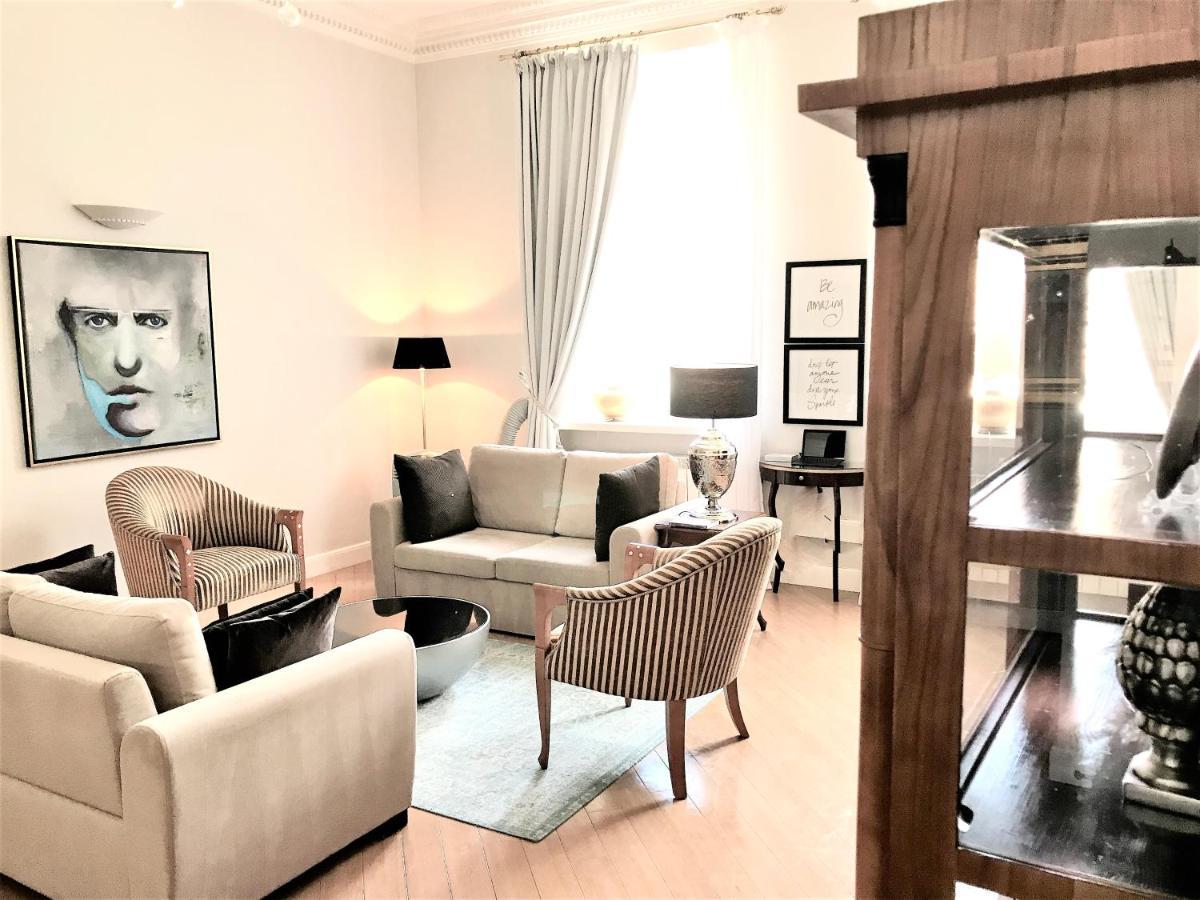 Luxury Apartments Mondrian Market Square III Varsóvia Quarto foto