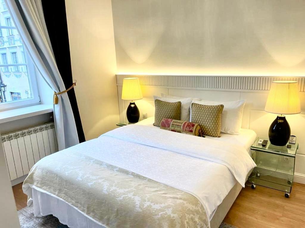 Luxury Apartments Mondrian Market Square III Varsóvia Quarto foto